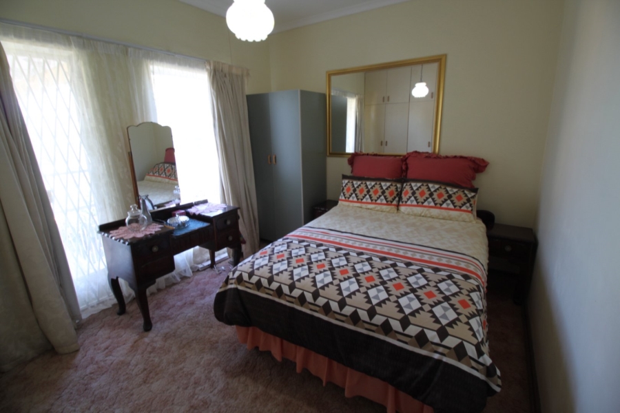 3 Bedroom Property for Sale in Parkside Eastern Cape